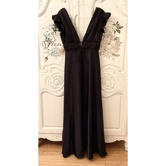 NWOT Lulus I'm All Yours Black Ruffled Maxi Dress, Size M - Picture 6 of 16
